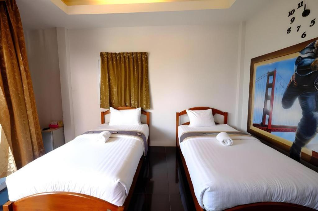 Sixty-Nine Resort Nakhon Phanom Exterior photo